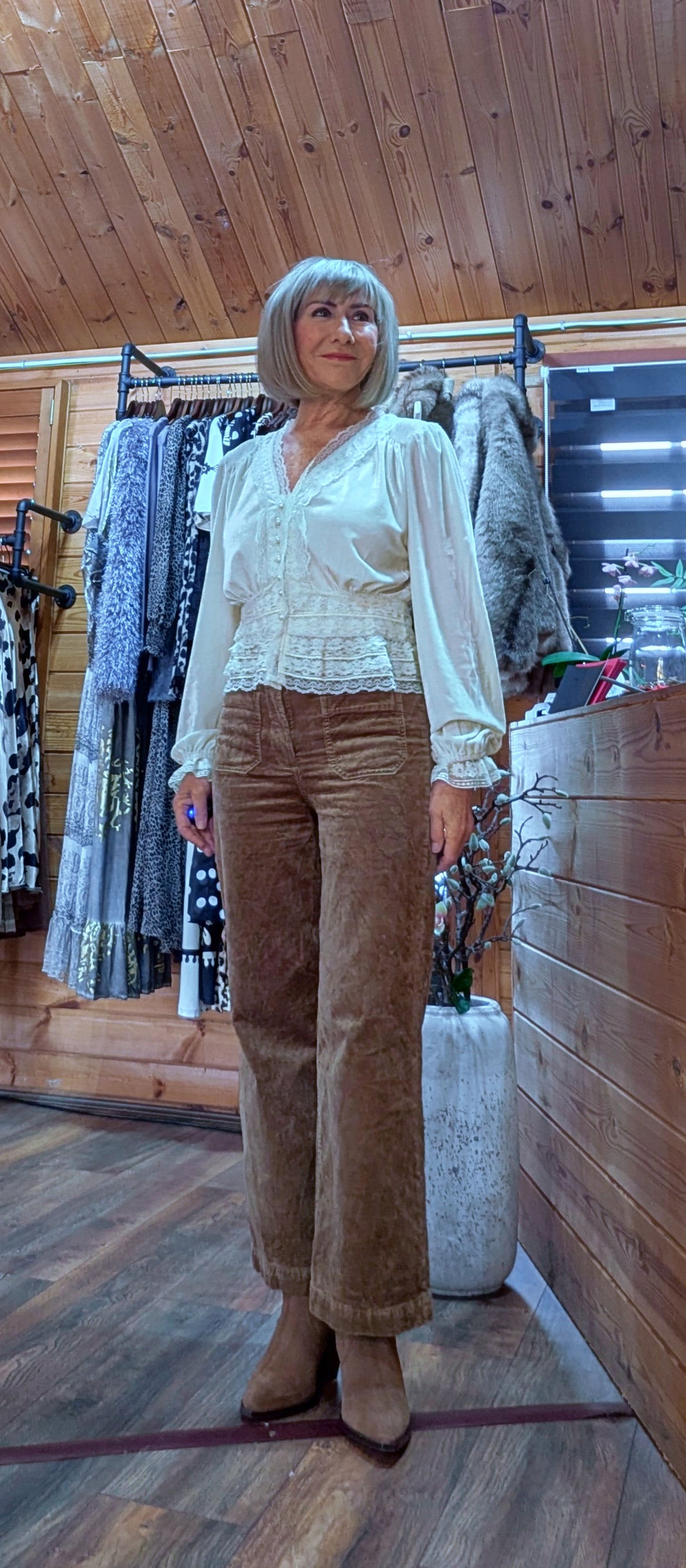 Vixen Cream Velvet Blouse –  Lace Tailored Waist