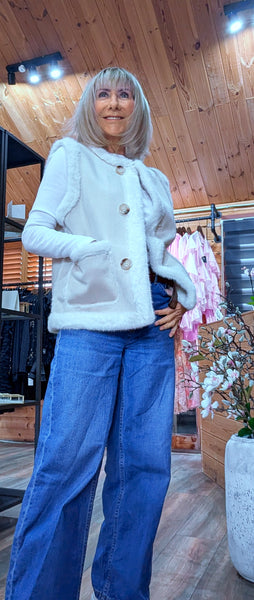 Bernadette Faux Fur Gilet – Soft Beige