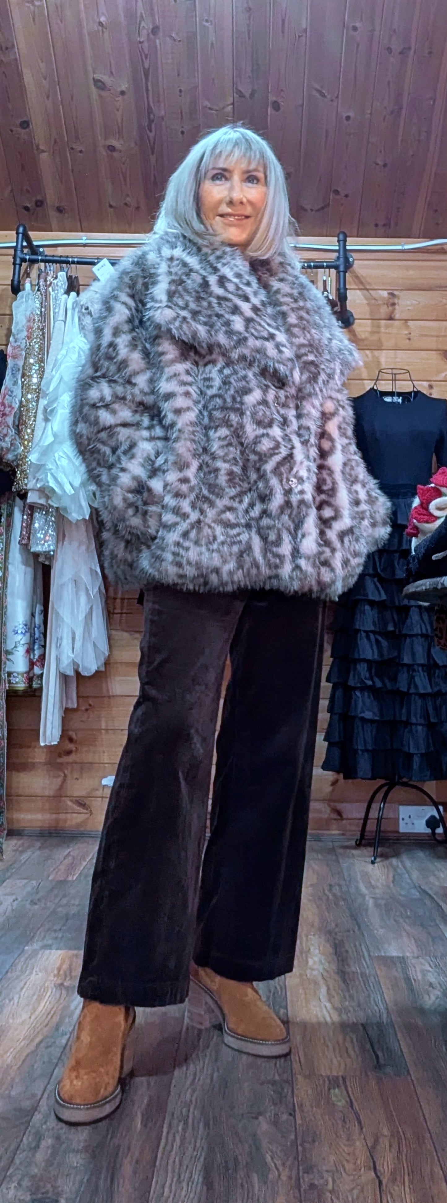 Minnie Leopard Faux Fur Coat – with Side Pockets