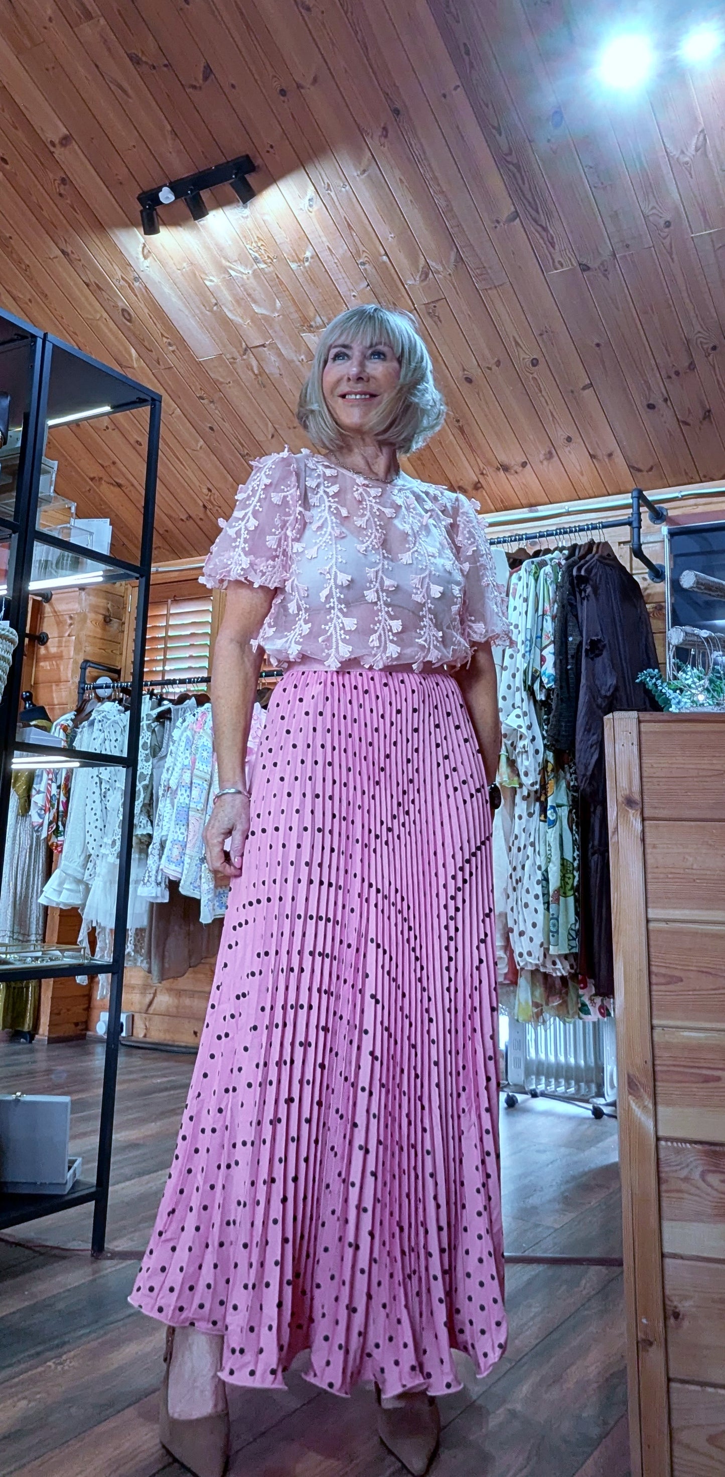 Pink pleated skirt outfit uk