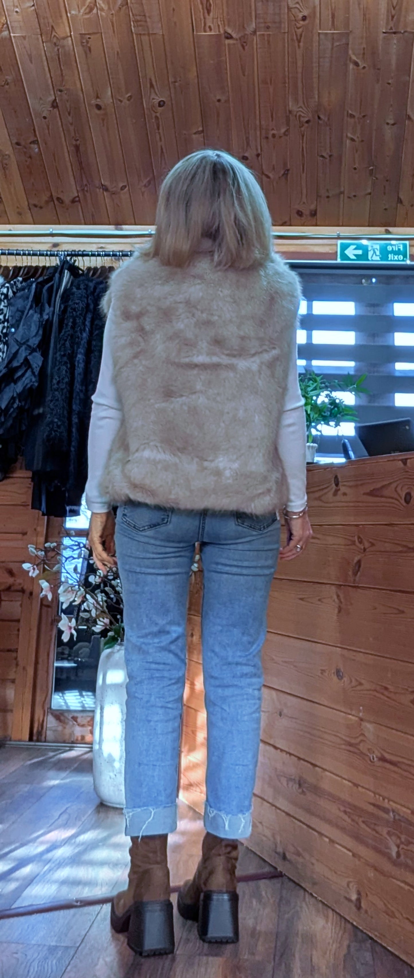 Coco Collared Faux Fur Gilet –Taupe/Soft Beige