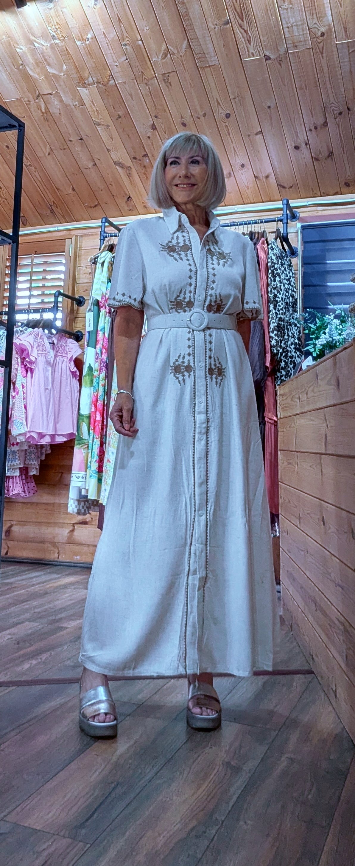 Ecru embroidery shirt dress with belt