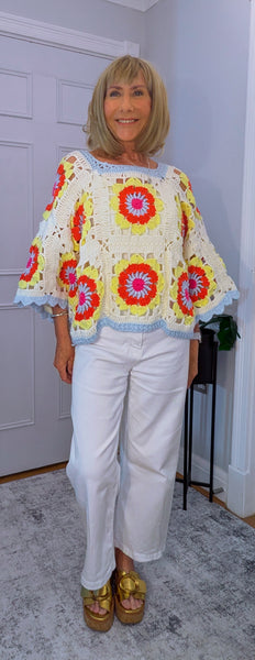 Parker – ’70s Style Sweater with Multicolour Crochet Detail