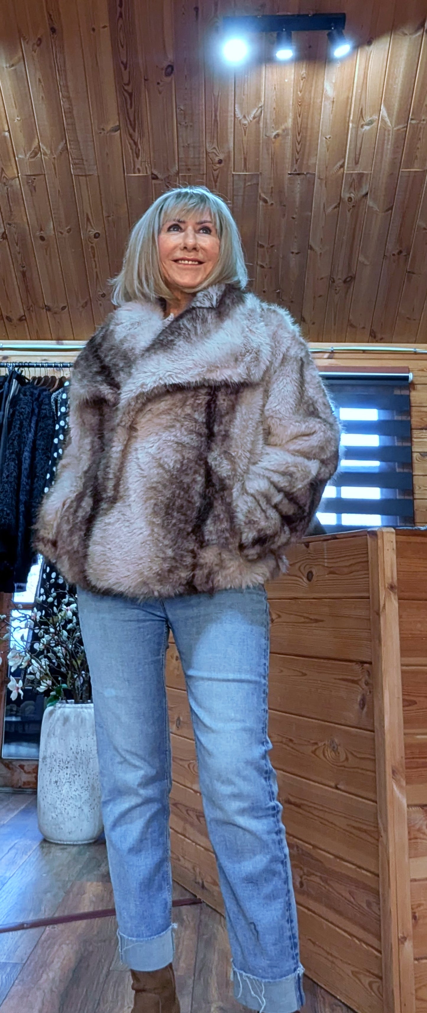 Charlotte Faux Fur Jacket – Taupe - Soft Beige