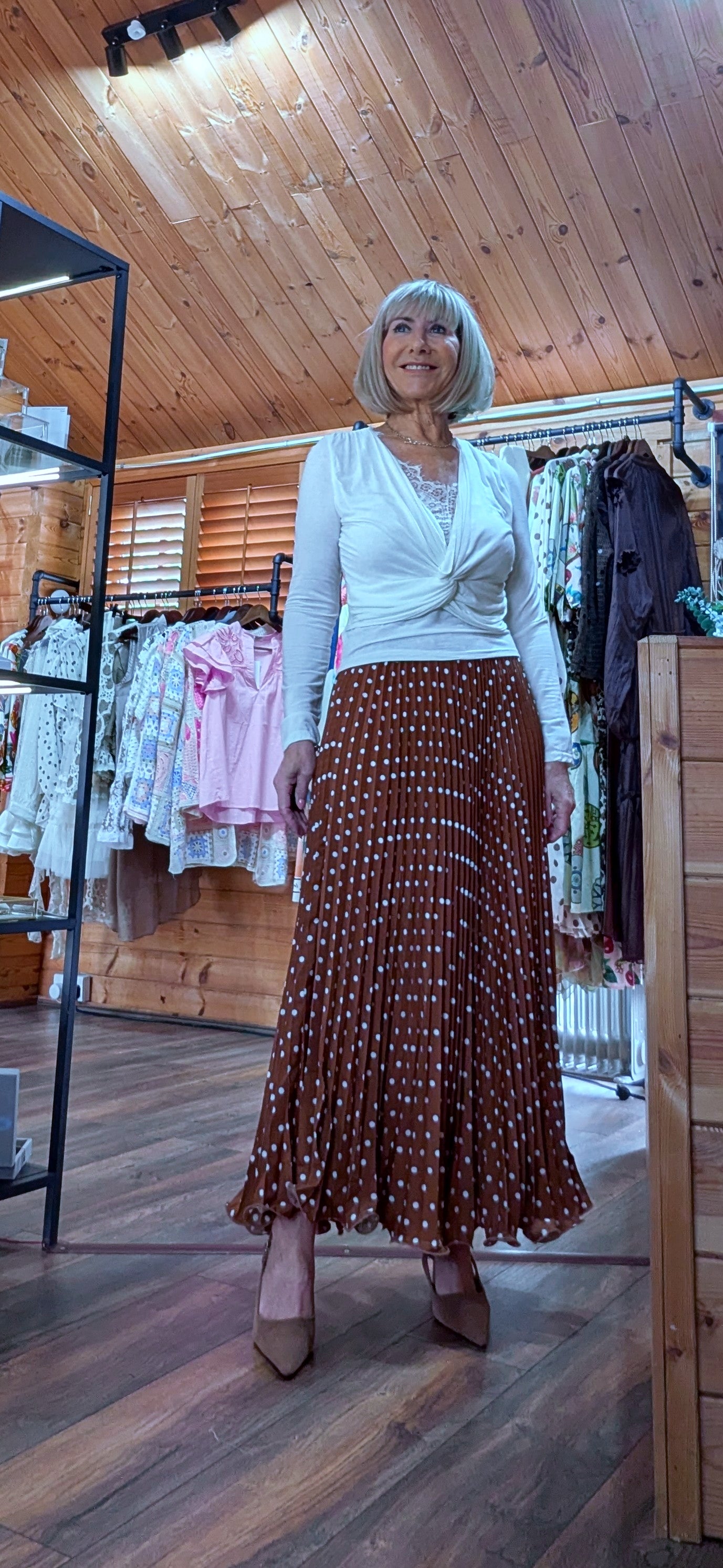 floaty pleated skirt n brown and white polka dot