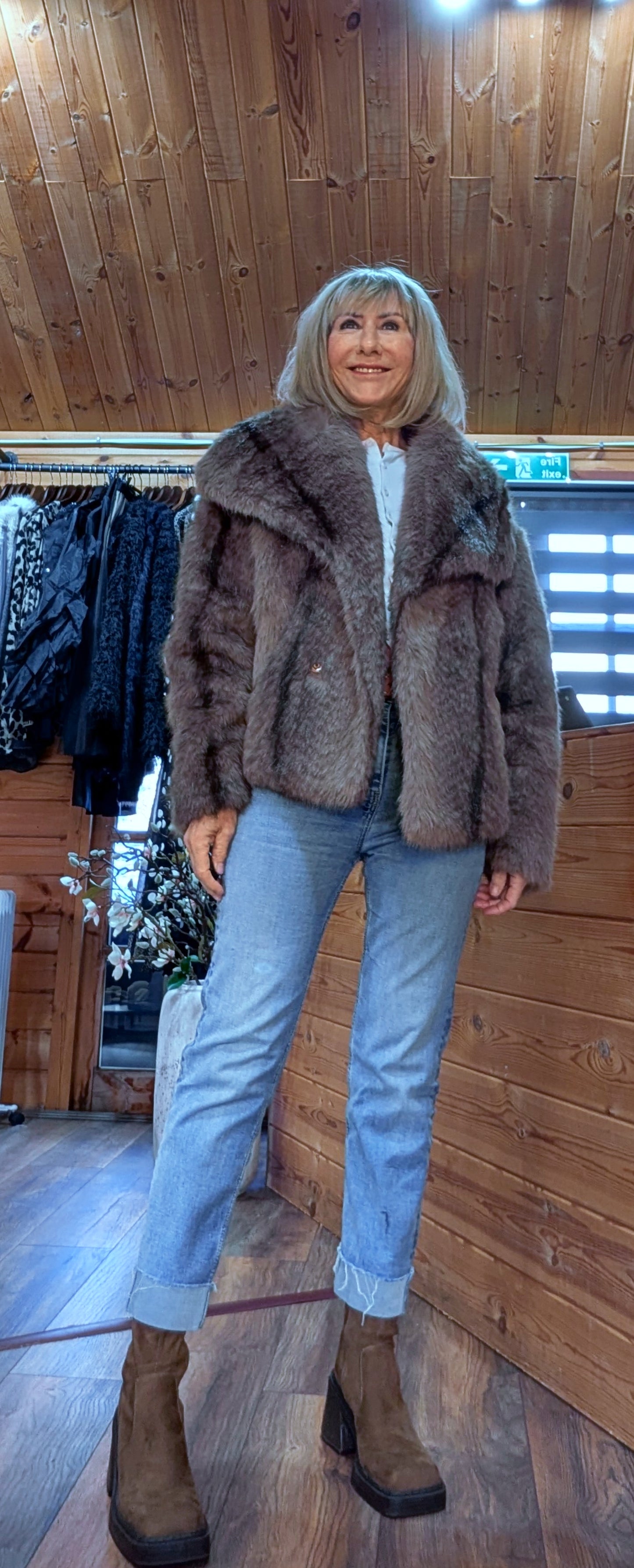 Charlotte Faux Fur Jacket – Taupe - Soft Beige