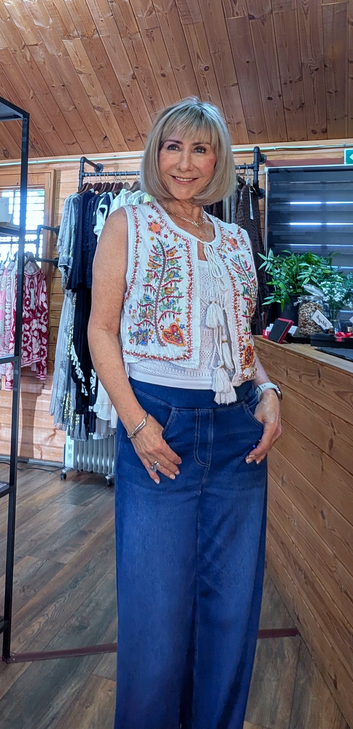 Posy  White Boho Cotton  Embroidery Sleeveless Cardigan
