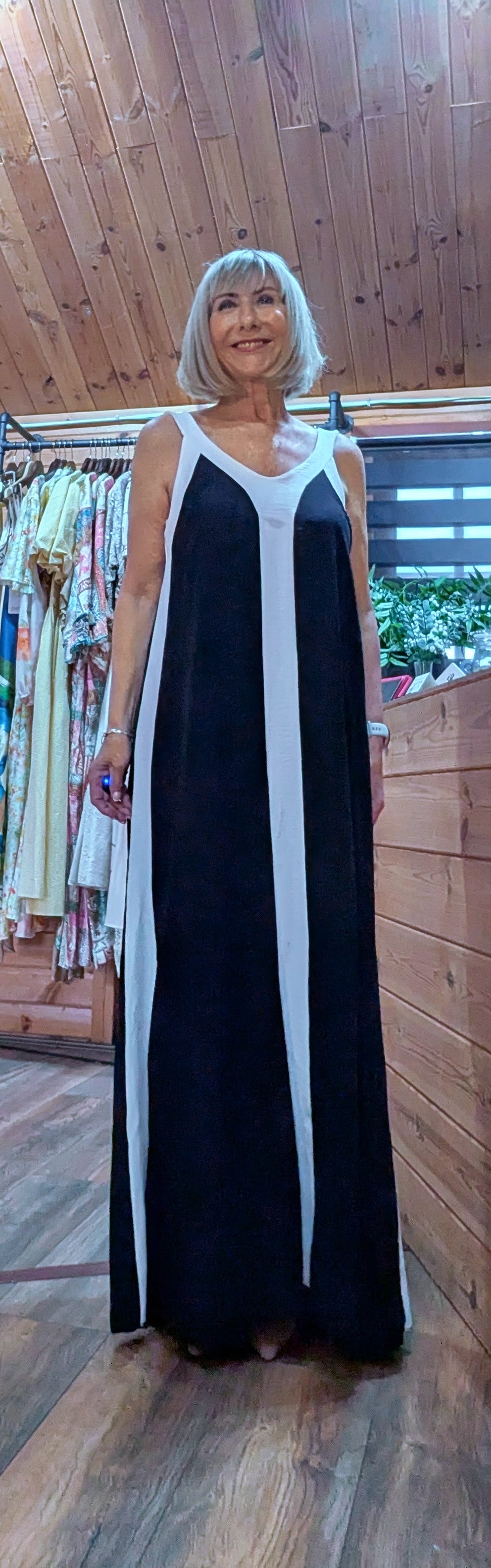 Helena Floaty Maxi Dress – Magenta-Black