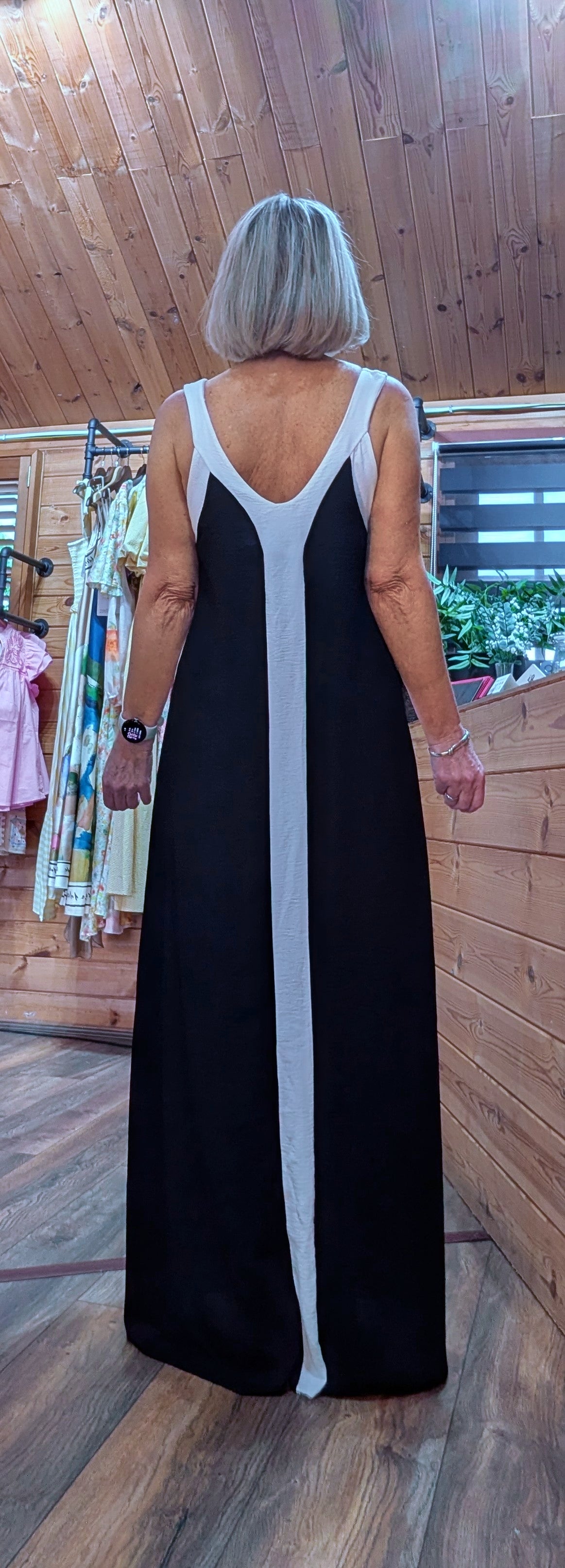 Helena Floaty Maxi Dress – Magenta-Black