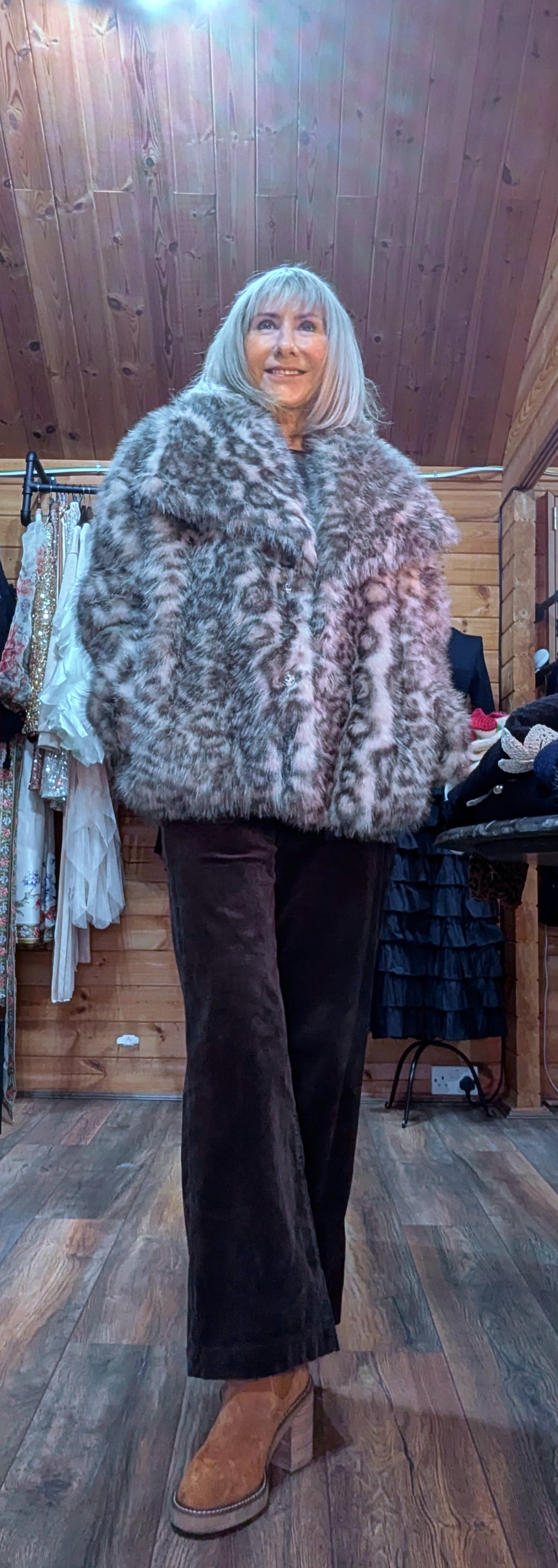 Minnie Leopard Faux Fur Coat – with Side Pockets