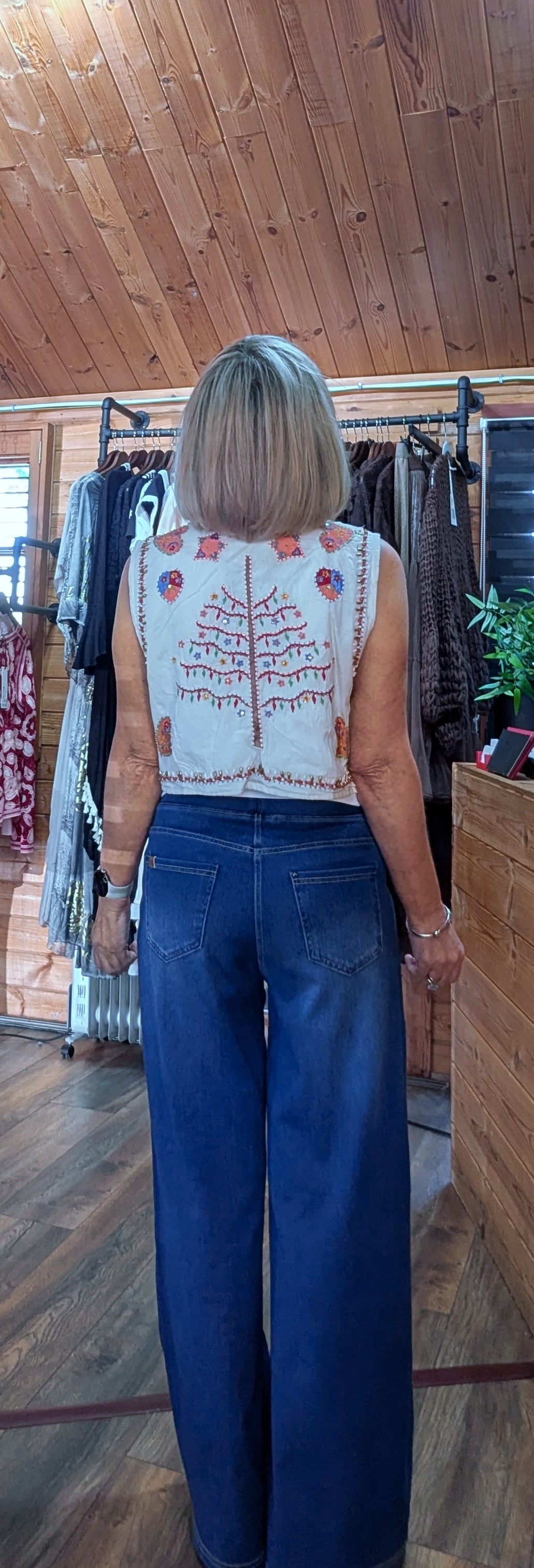 Posy  White Boho Cotton  Embroidery Sleeveless Cardigan