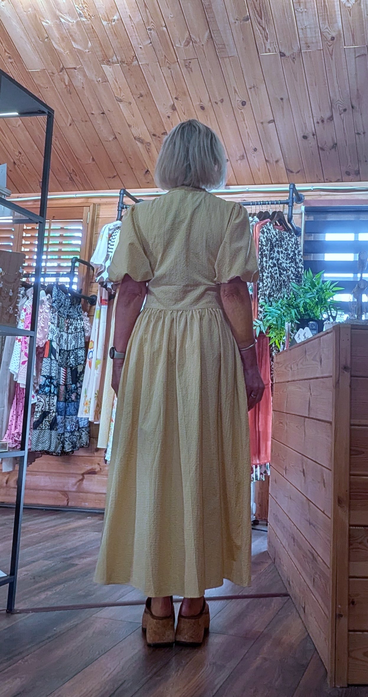 Rear view Bethany Yellow Gingham Midi Dress – Vintage Puff Sleeve Style