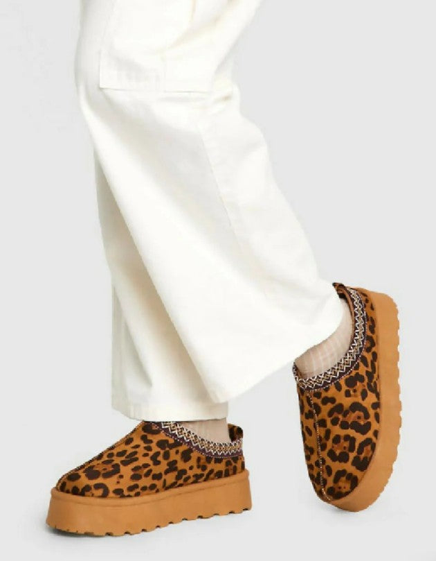 Azeala Slipper Boots–  Chunky Rubber Sole Leopard Print