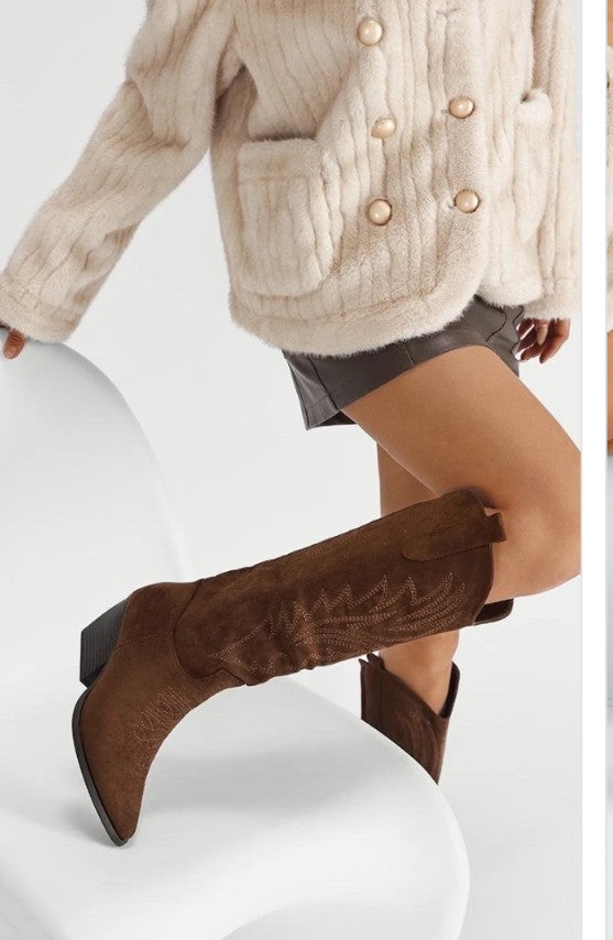Women’s faux suede cowboy boots in chocolate brown mid heel