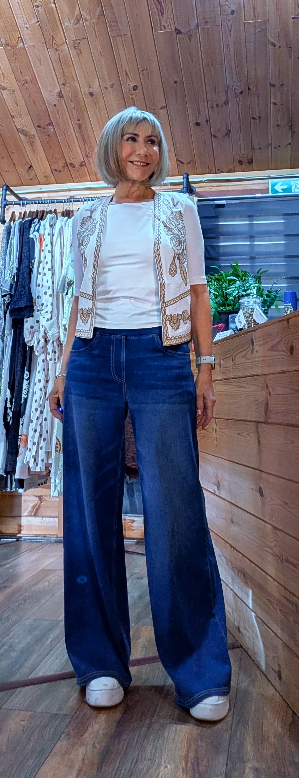 White cotton waistcoat for summer