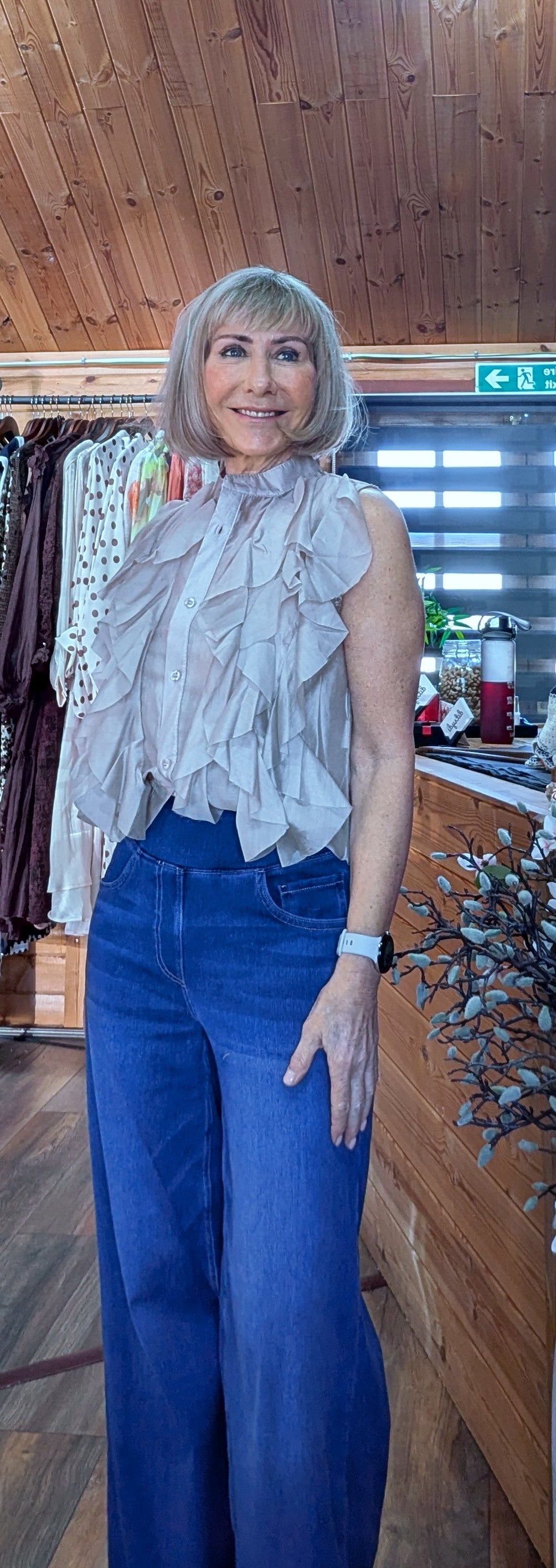 Margot Ruffle Blouse  Petite – Sleeveless Button-Up Ecru