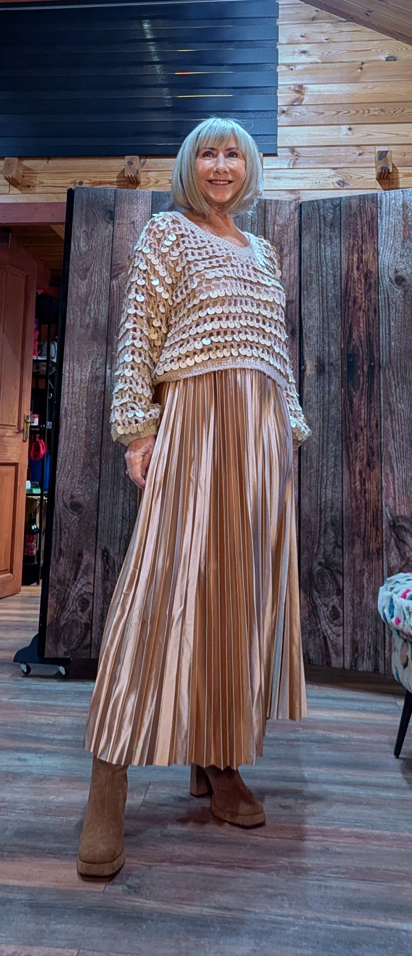 Vintage style Gold v neck sweater top