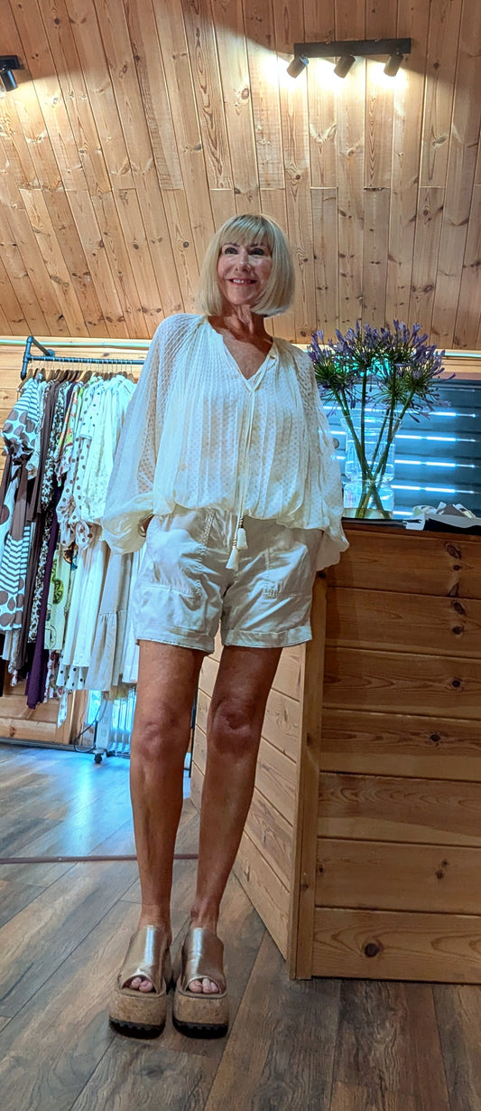 Jasmine Viscose Bubble Hem Blouse – Cream