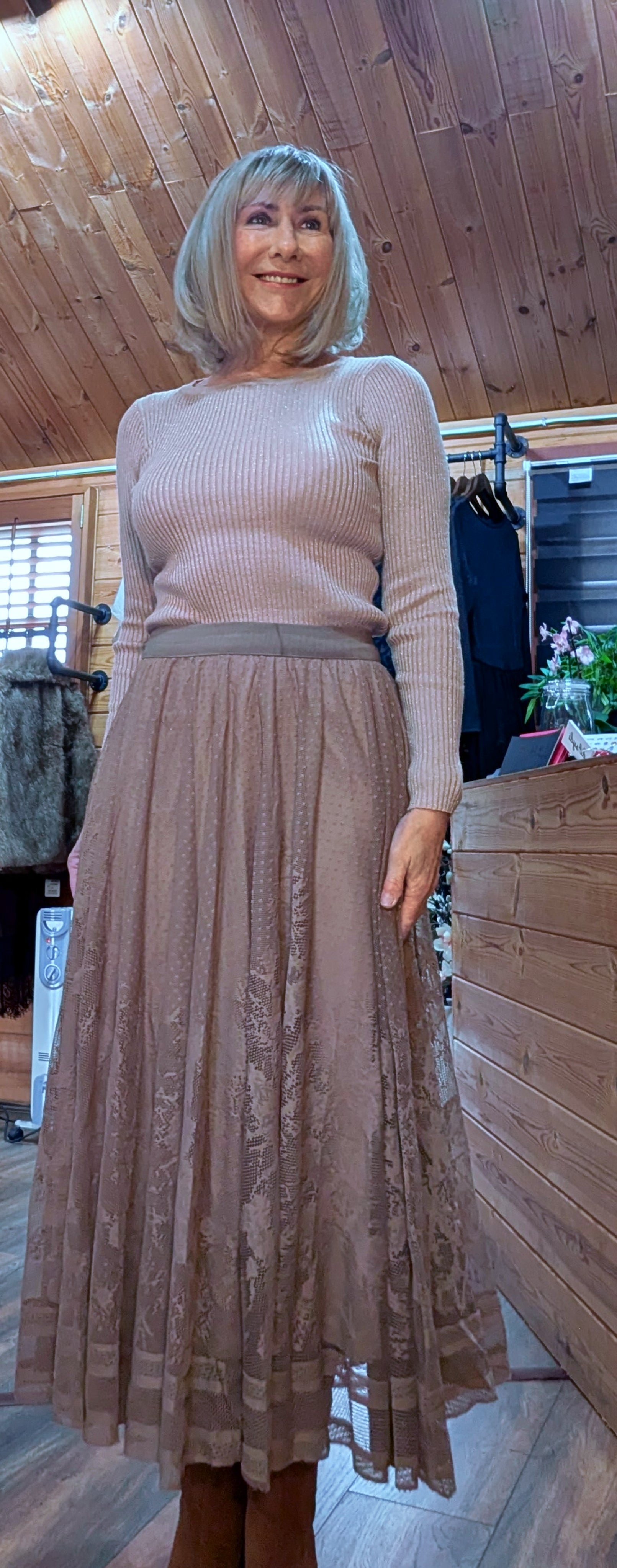 
Rula Crew -Neck Fitted Sweater – Soft Knit with Gold Shimmer
